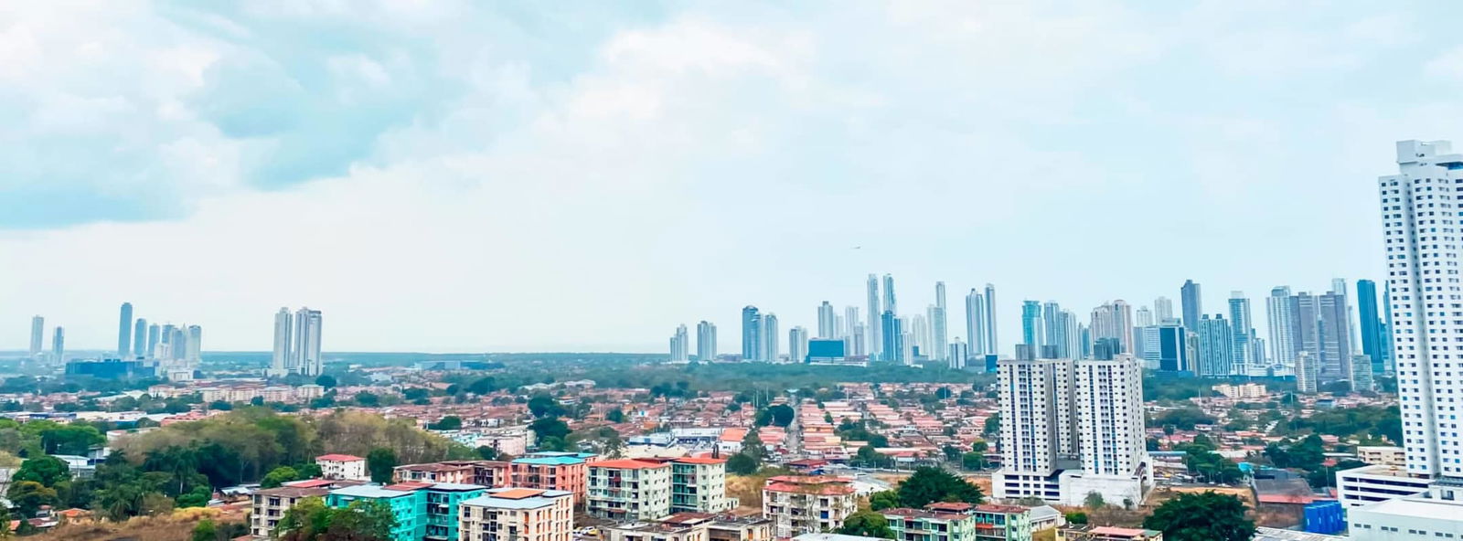 High floor city view from balcony overlooking Panama City skyline PH 4 Islas