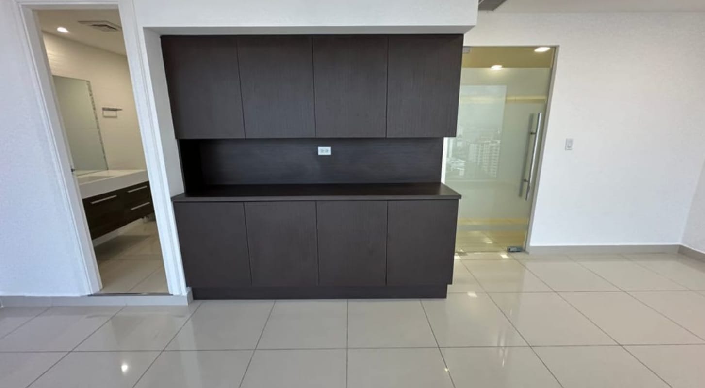 Entry area inside commercial office space at Oceanía Tower 1000 Punta Pacífica