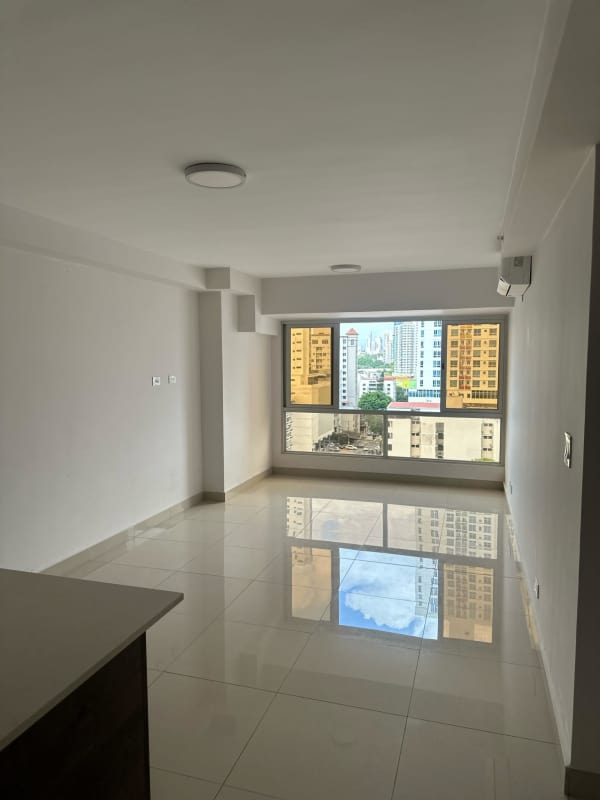 Clean modern bathroom with vanity and shower PH Vicky Village El Carmen Panama City