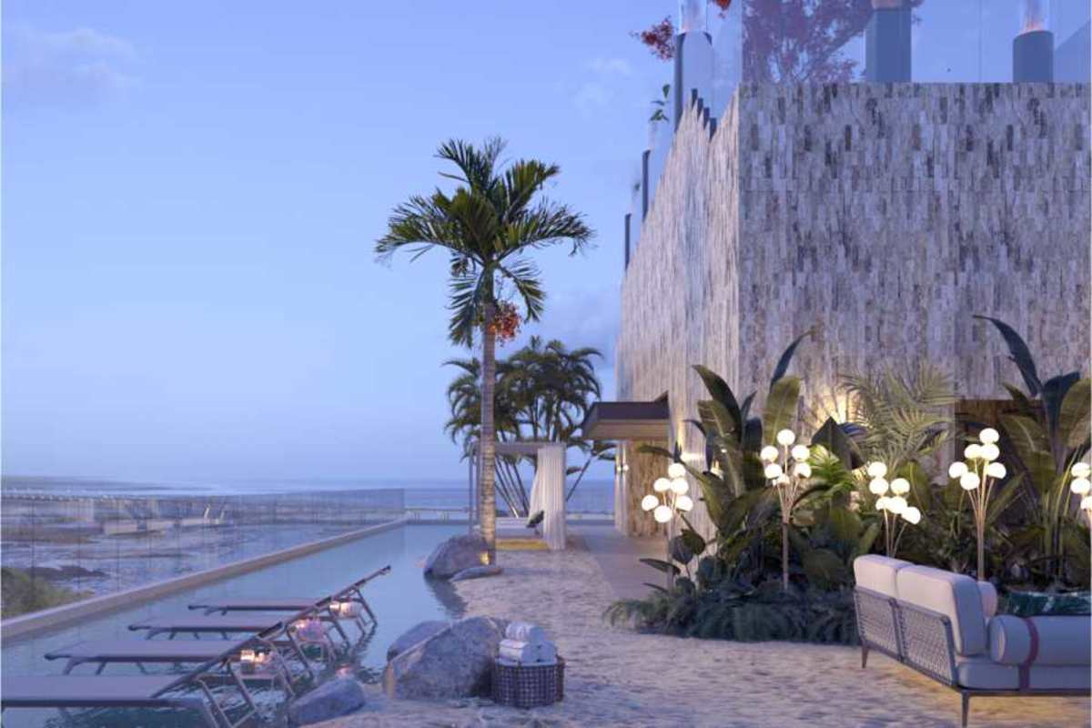 Luxury infinity pool overlooking Bay of Panama at PH Doo Ville condo