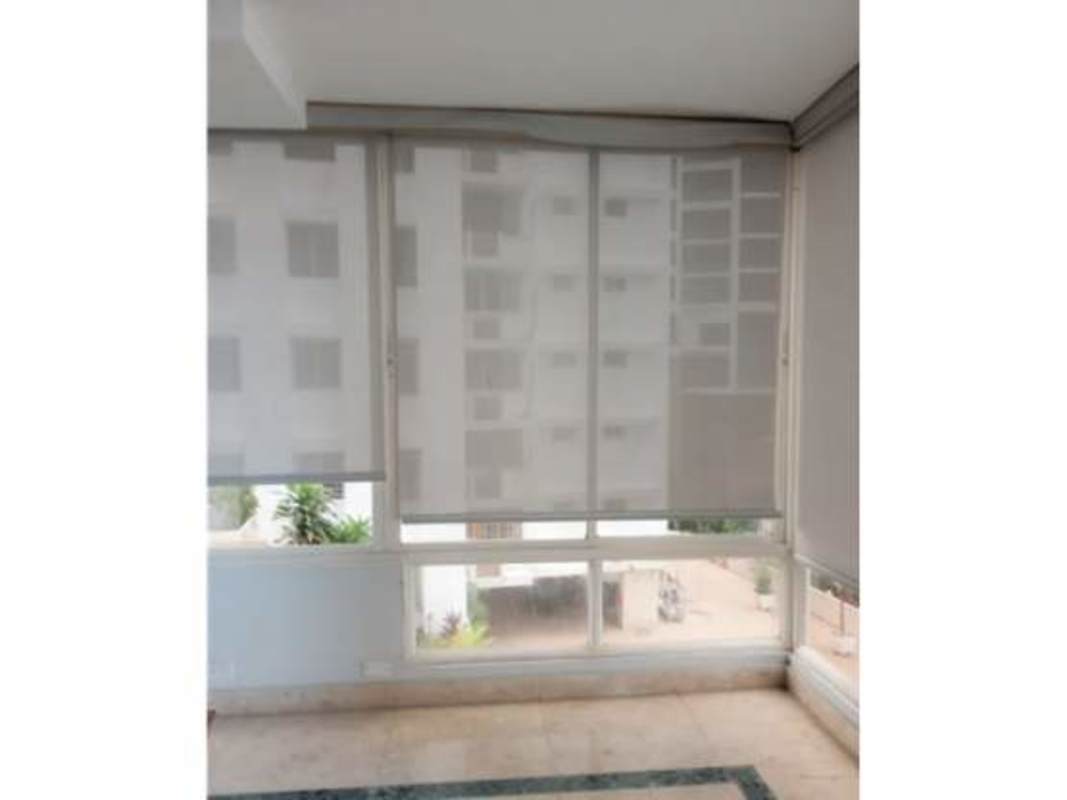 Bedroom with marble floors and closet PH Tamanaco Punta Paitilla apartment for sale