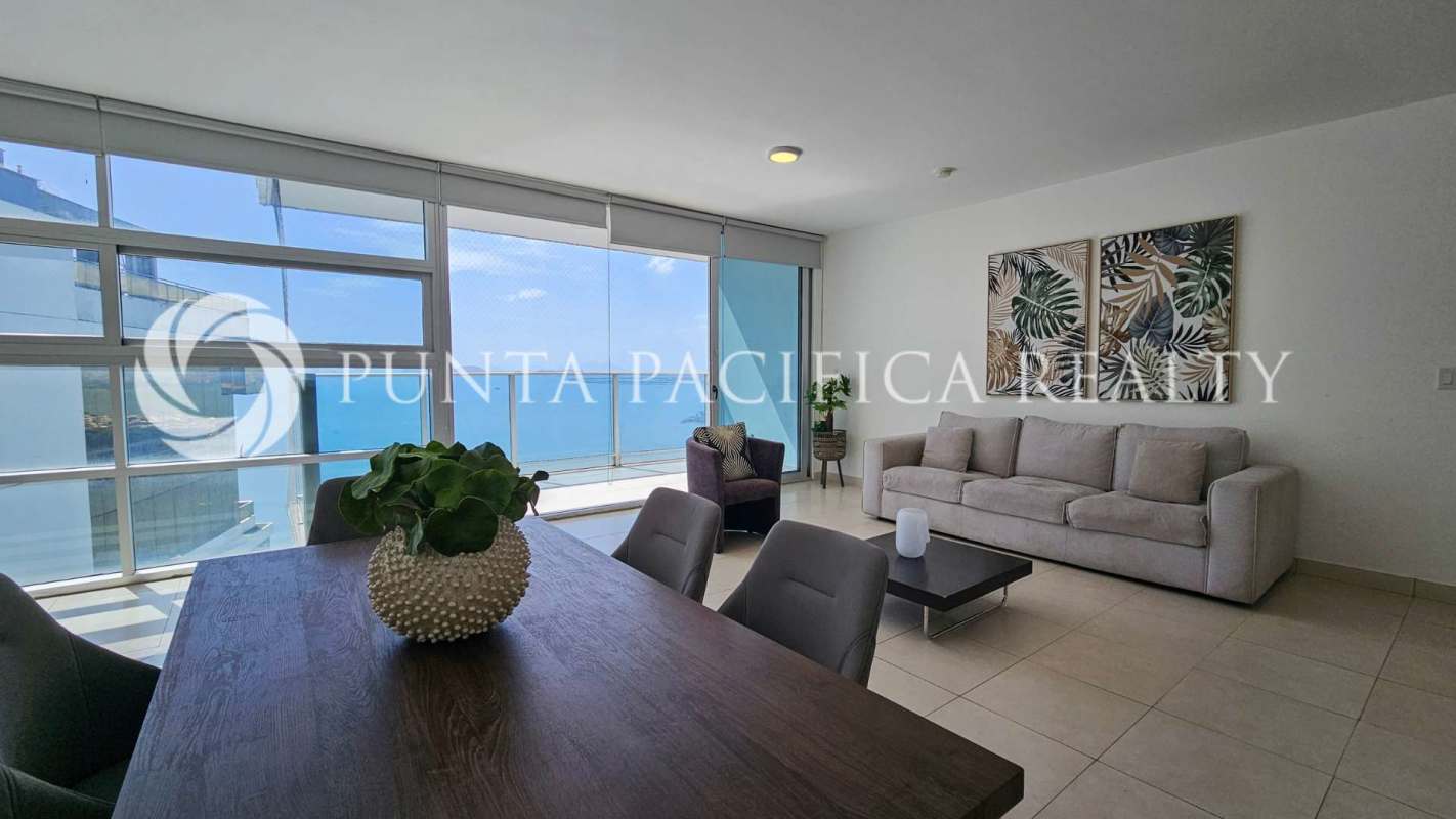 Modern kitchen with granite countertops and stainless appliances at Waters on the Bay Panama