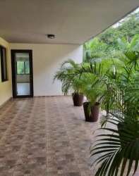 Large balcony with railing and garden views in River Valley Panamá Pacífico