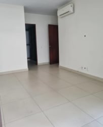 Living room with split AC, white walls, tile flooring in River Valley Panamá Pacífico
