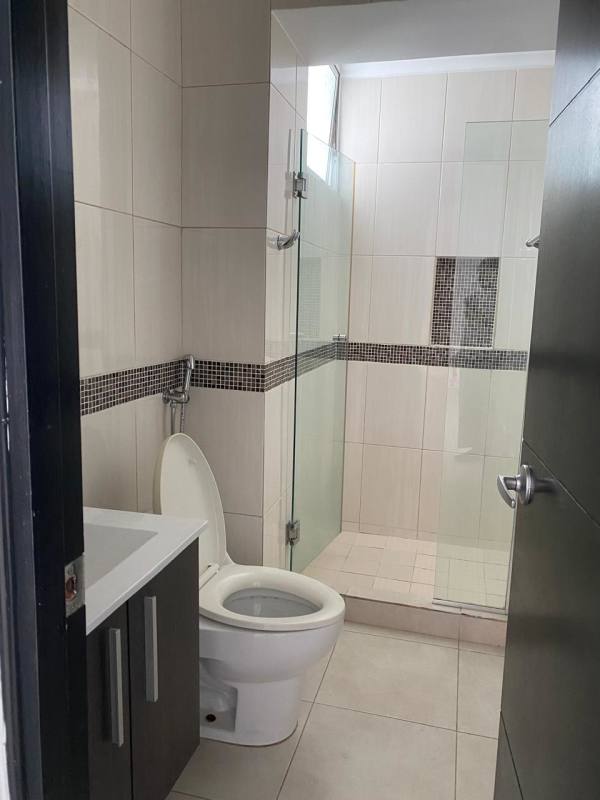 Bathroom glass shower tile walls vanity PH Elmare Plaza Edison