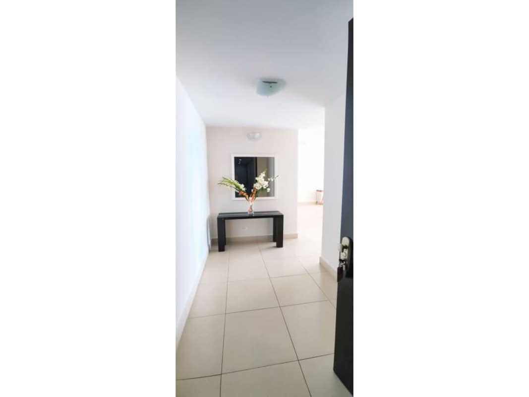 Dining room overlooking Pacific Ocean in PH Dupont Panama City