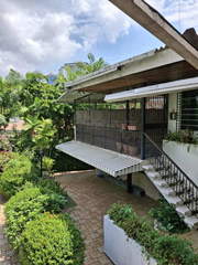 Single-family home for Sale in El Carmen - 4 bedrooms