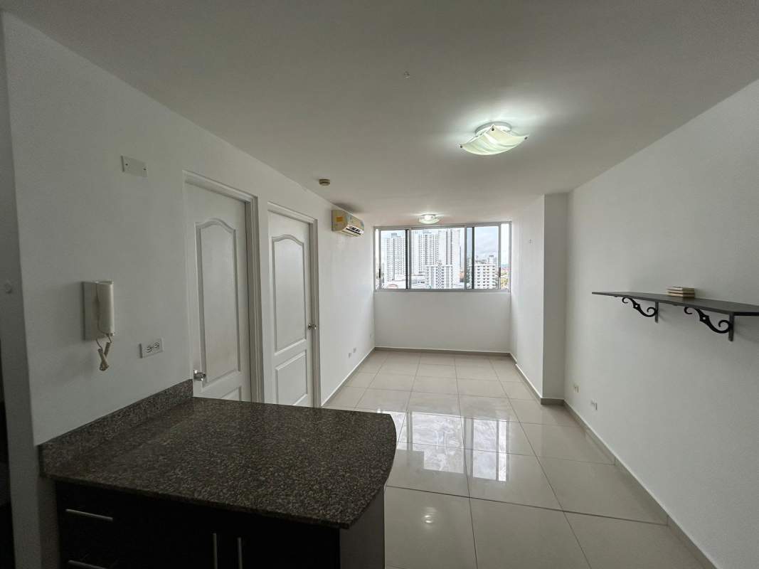 Bedroom with city skyline view and air conditioning PH Plaza 12 de Octubre