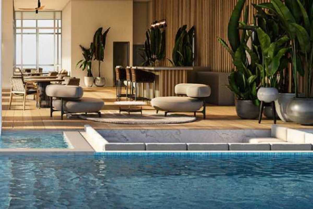 Modern sky lounge with pool view and outdoor seating PH BICSA Panama City