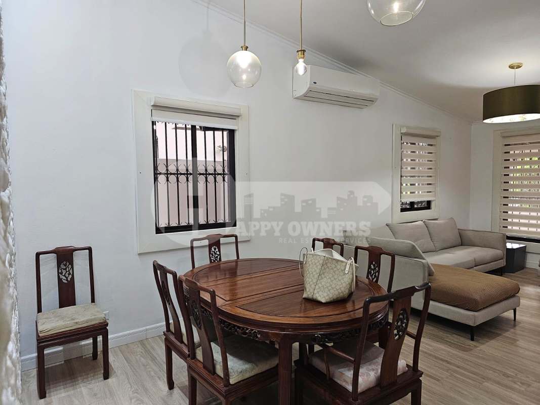 Modern bathroom with tiled walk-in shower Betania Panama City rental house