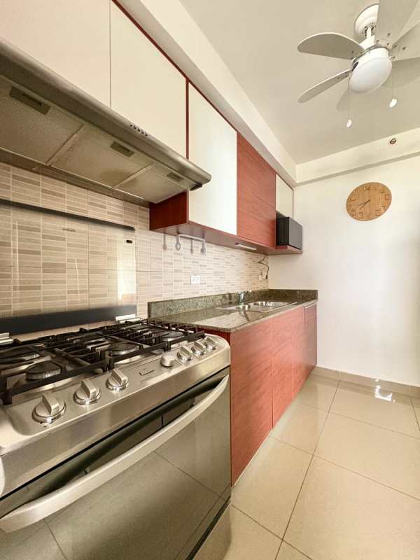 Modern bathroom with glass shower and vanity in PH San Francisco Bay Panama