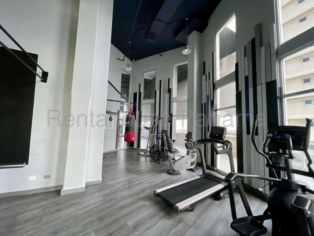 Indoor jacuzzi spa with wellness amenities at PH Element Panama.