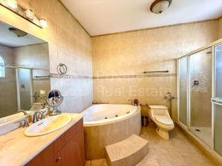 House for Sale in Costa del Este - 5 bedrooms