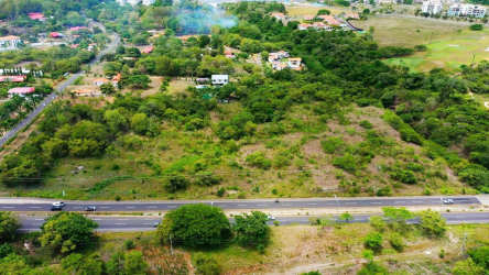 Titled commercial lots near beach highway Rio Mar San Carlos Panama sale