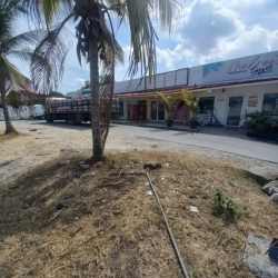 Flat land lot with road access in Coronado gated community Chame Panama