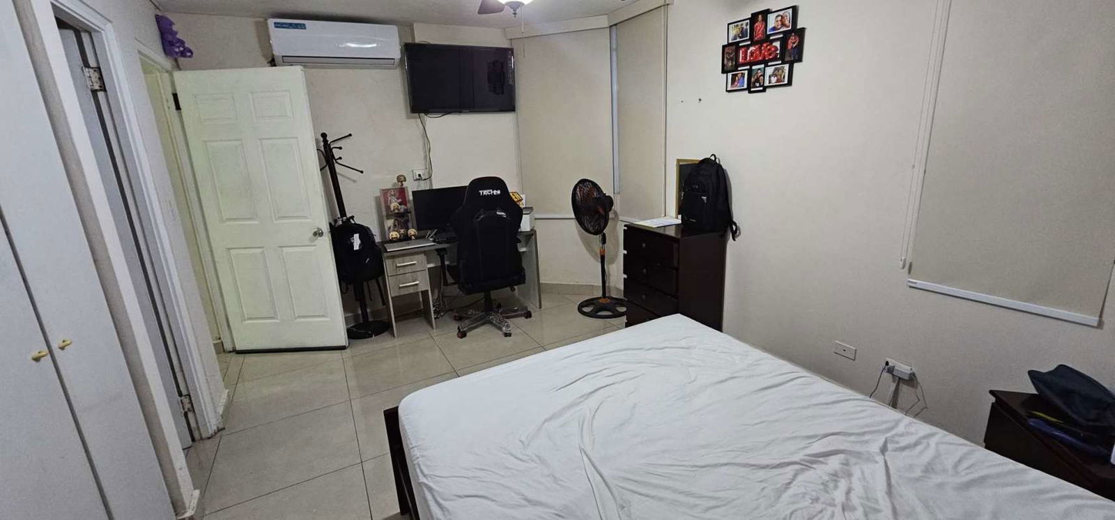 Kitchen with granite counters, cabinetry and appliances PH San Fernando Via España Panama