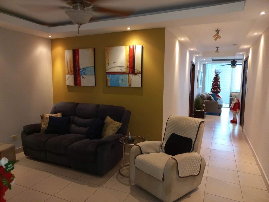 Elegant master bedroom with windows and ensuite in PH Tao Towers San Francisco Panama