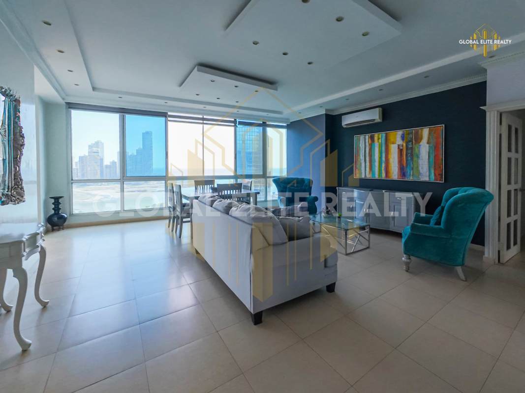 Modern dining room facing balcony with ocean views PH Marina Park Panama City