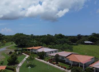 3BR Villa with Pool Near Coronado in Las Lajas in Nueva Gorgona - View 4