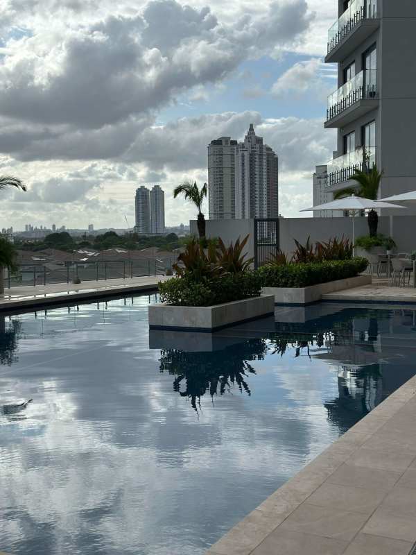 Contemporary kitchen with quartz countertops and stainless steel appliances in PH Ocean House Panama