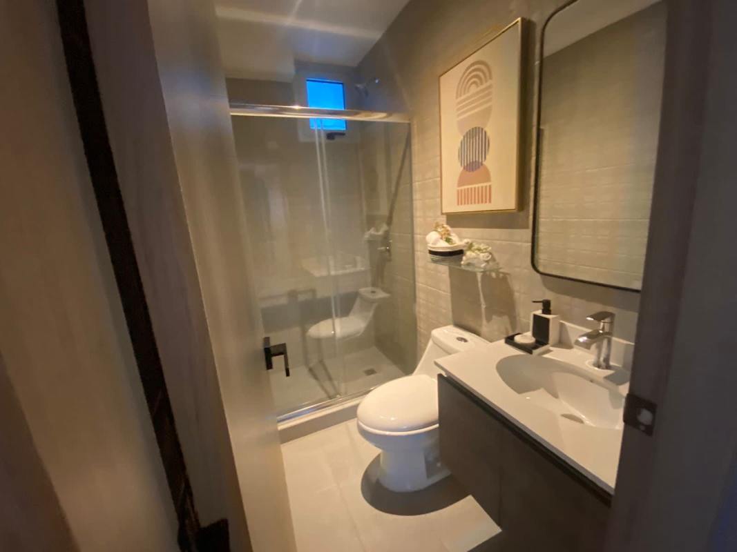 Spacious bedroom with built-in closet in PH Rise Tower Panama City