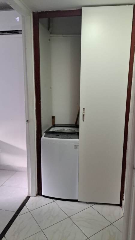 Common rooftop terrace at PH Ibiza Obarrio with pool and city views