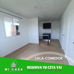 Bedroom with white walls, closet space, ceramic tiles in Penonomé rental house Panama