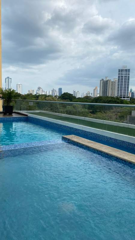 Roofdeck swimming pool with city skyline view Carrasquilla Panama