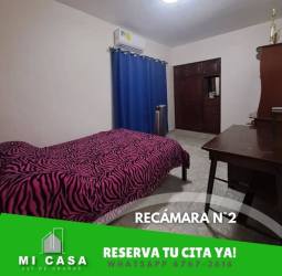 Second bedroom with bed closet fan window rental house Penonomé Coclé Panama