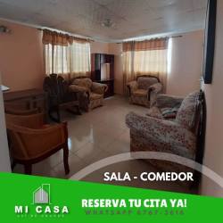 Bedroom with split AC, double bed, curtains Penonomé Panama rental house