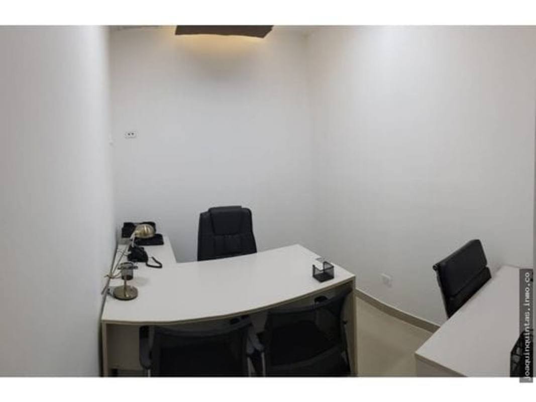 Private office space with furniture in Oceanía Business Plaza Punta Pacifica Panama