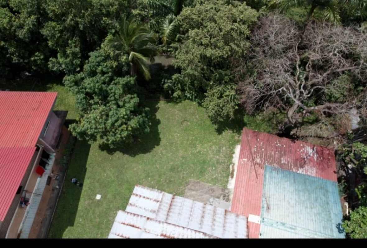 Large flat development terrain 1008 sqm near Via España and Metro station in Panama City ideal for apartments