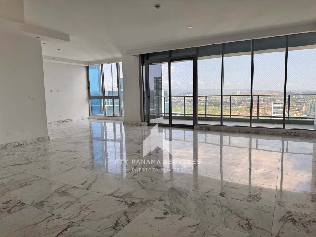 Contemporary bathroom with marble walls and glass-enclosed shower in PH Regalia Costa del Este