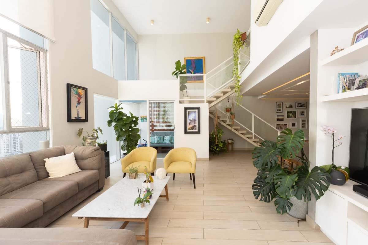 Upstairs office loft with large window city view PH Blue Park Panama City