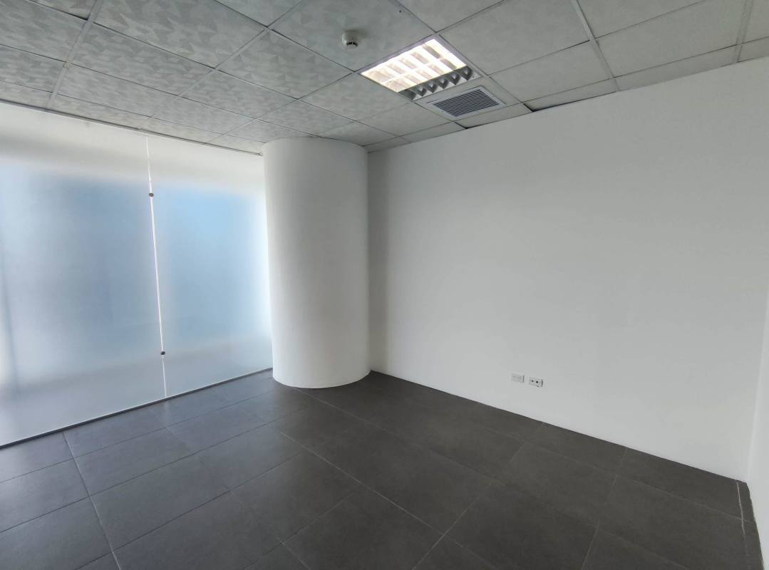 Bright empty office ready for customization with glass dividers in Oceania Business Plaza Panama
