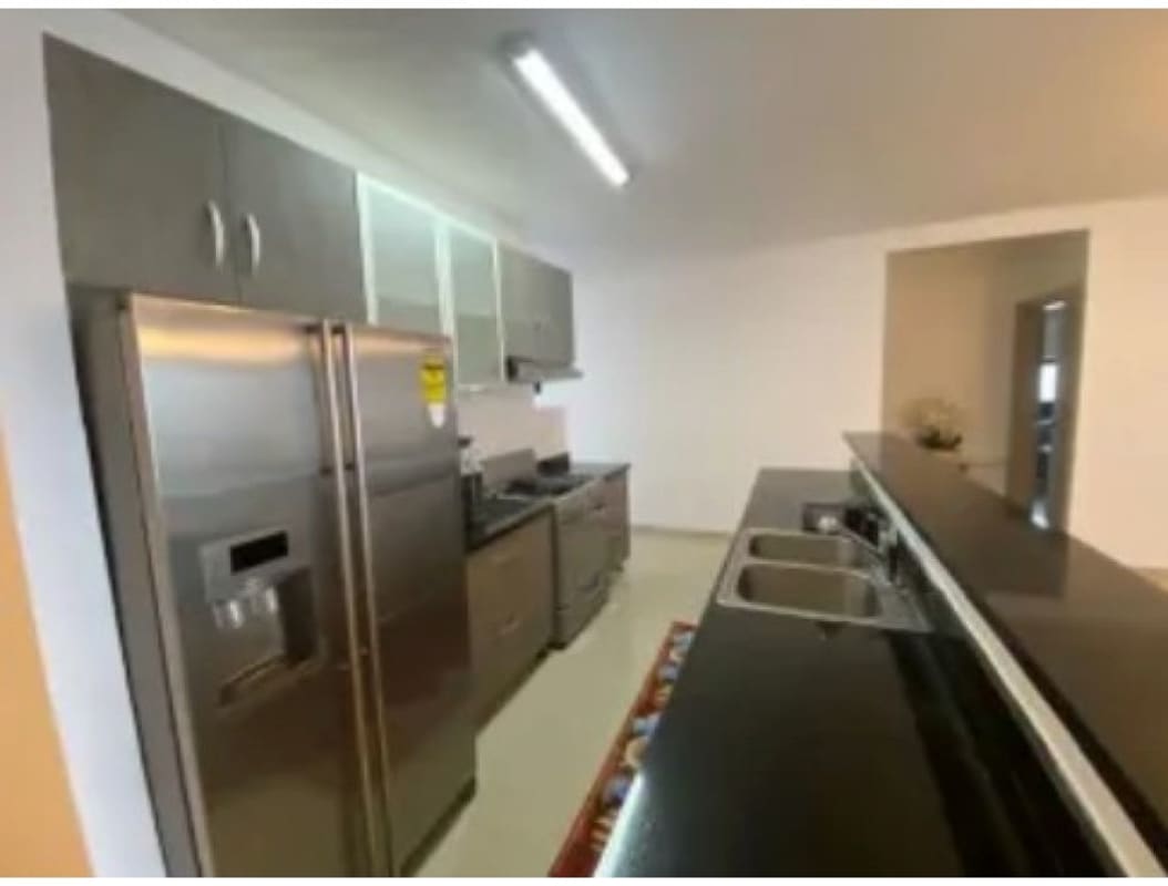 Luxury condo fitness center with modern equipment PH Premium San Francisco City