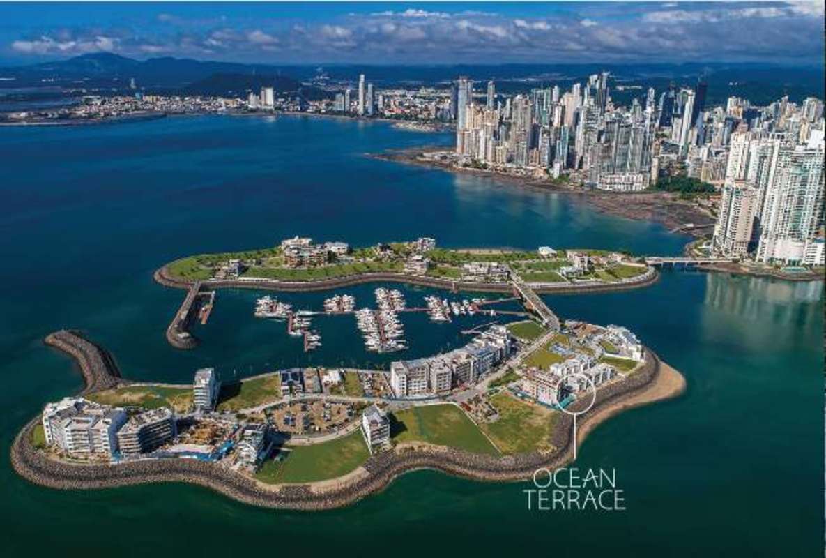 Modern waterfront development Ocean Reef Islands with marina, skyline backdrop and luxury residences in Panama