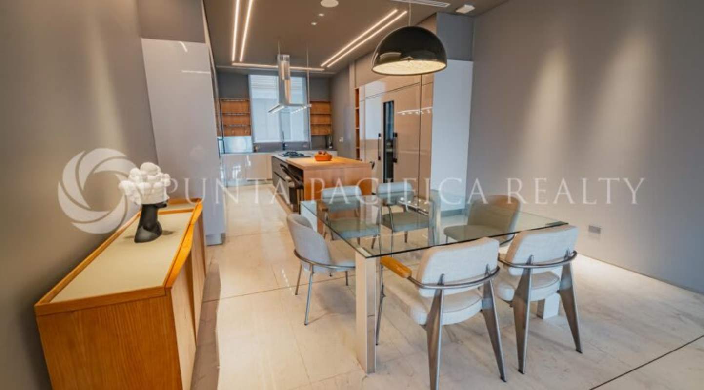 Exclusive 3BR Furnished Oceanfront Apartment Ocean Reef