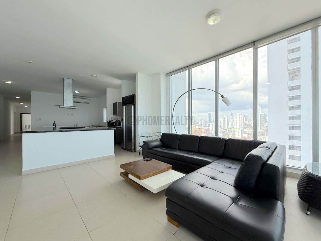 Bright master bedroom with panoramic bay views in PH BICSA apartment