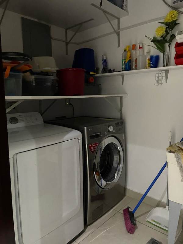 Modern bathroom with double sinks marble countertops luxury PH BICSA apartment Panama