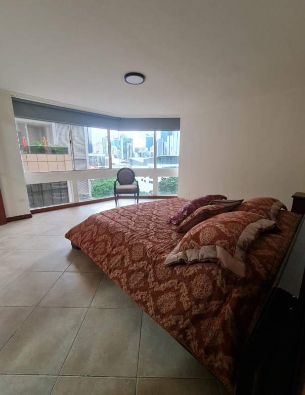 Bright secondary bedroom with large windows and AC in PH Marbella Tower Panama City