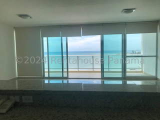 Apartment for Sale in San Francisco - 2 bedrooms