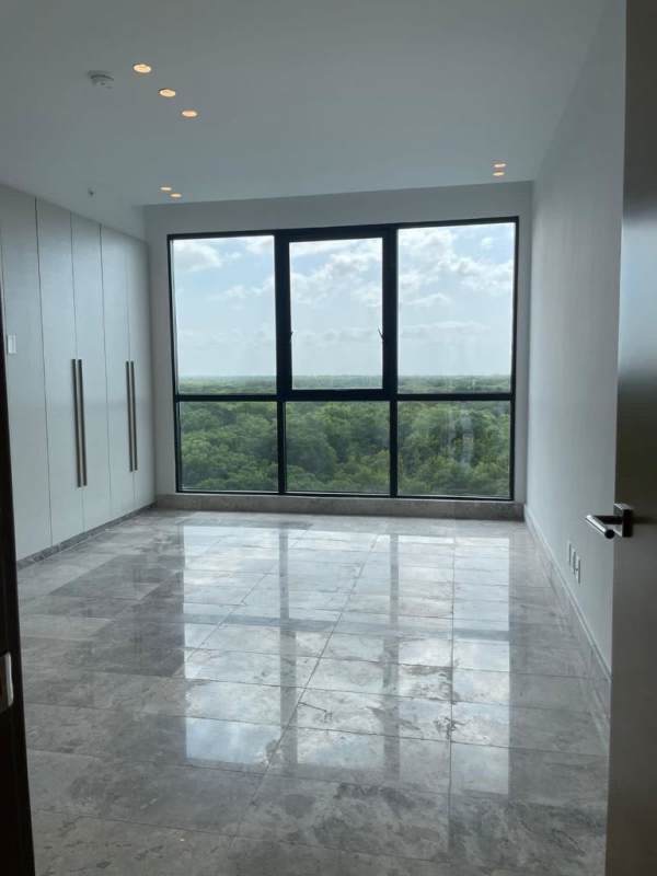 Luxury 3BR Apartment Empire Residences Santa María