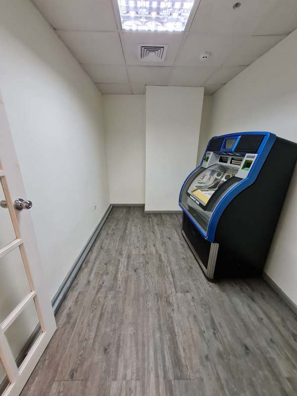 Small commercial space with payment kiosk inside Ocean Business Plaza Panama