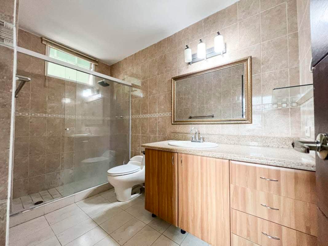 Spacious bedroom with AC and closet PH Obarrio Panama City rental