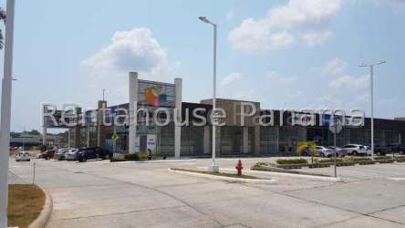 Costa Verde Commercial Space 120m² with Parking