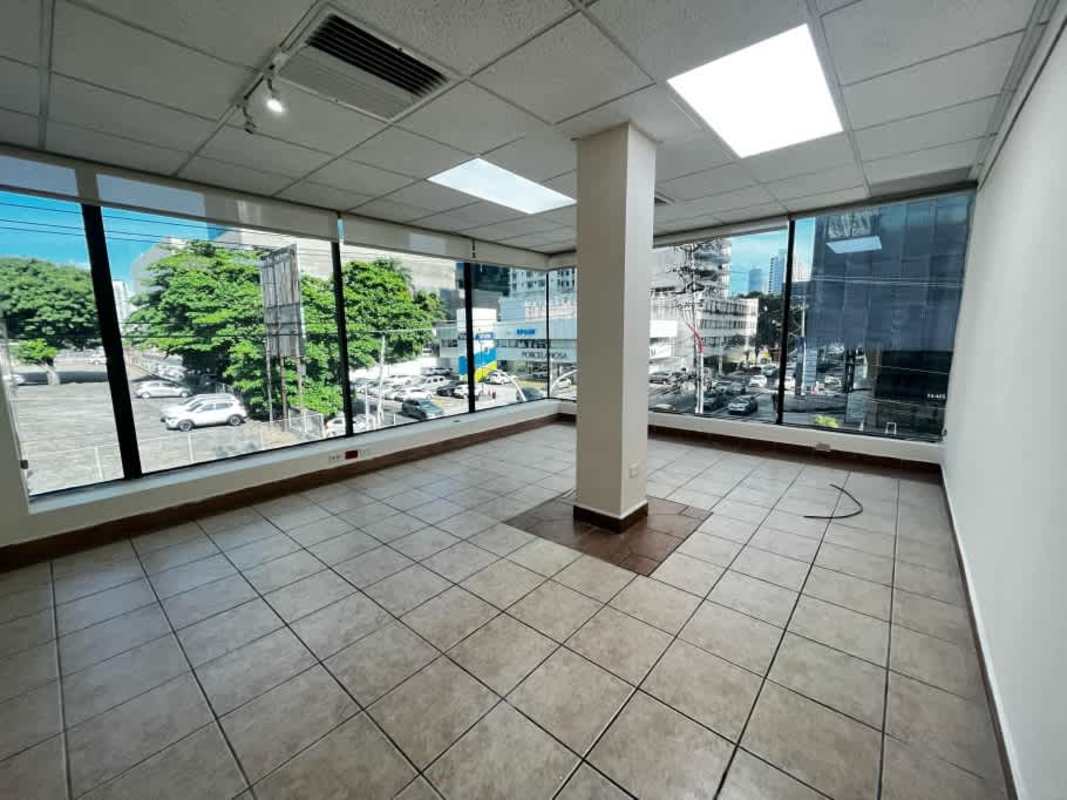 Corner office space with panoramic city views in PH BICSA Tower Panama City