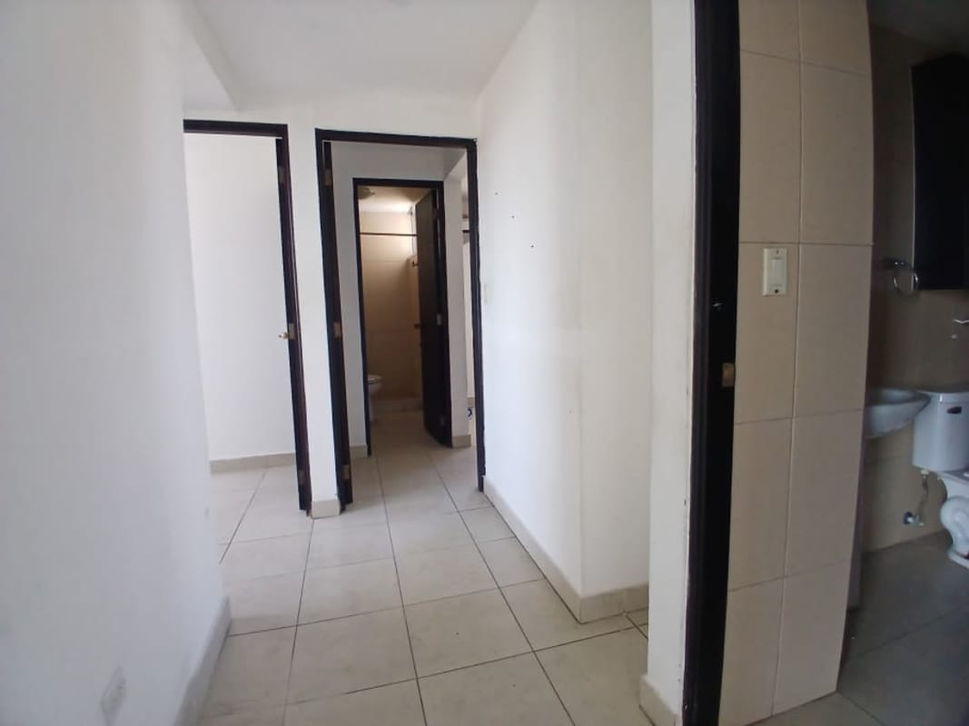 Living dining area with natural light PH 12 de Octubre Panama apartment for sale