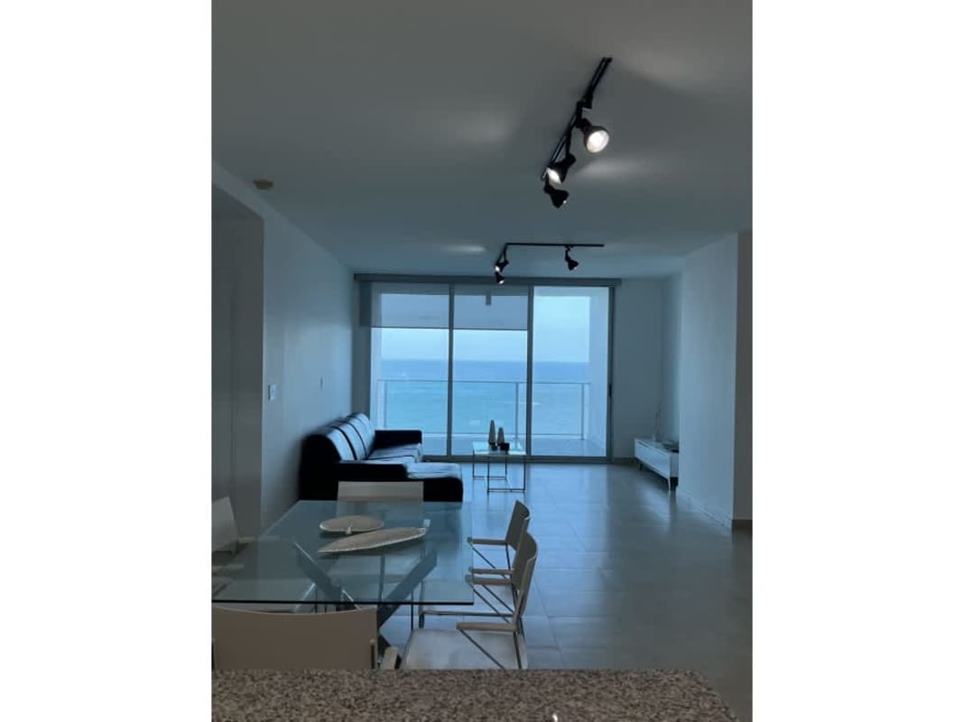 Remodeled modern kitchen with granite countertops and premium appliances in PH H2O Avenida Balboa Panama