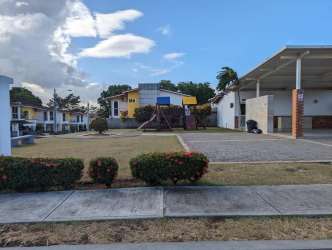 Suburban house with yard playground and driveway with carport Vista Alegre Arraiján Panama